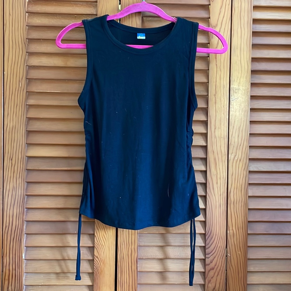 Adjustable Ribbed Tank
